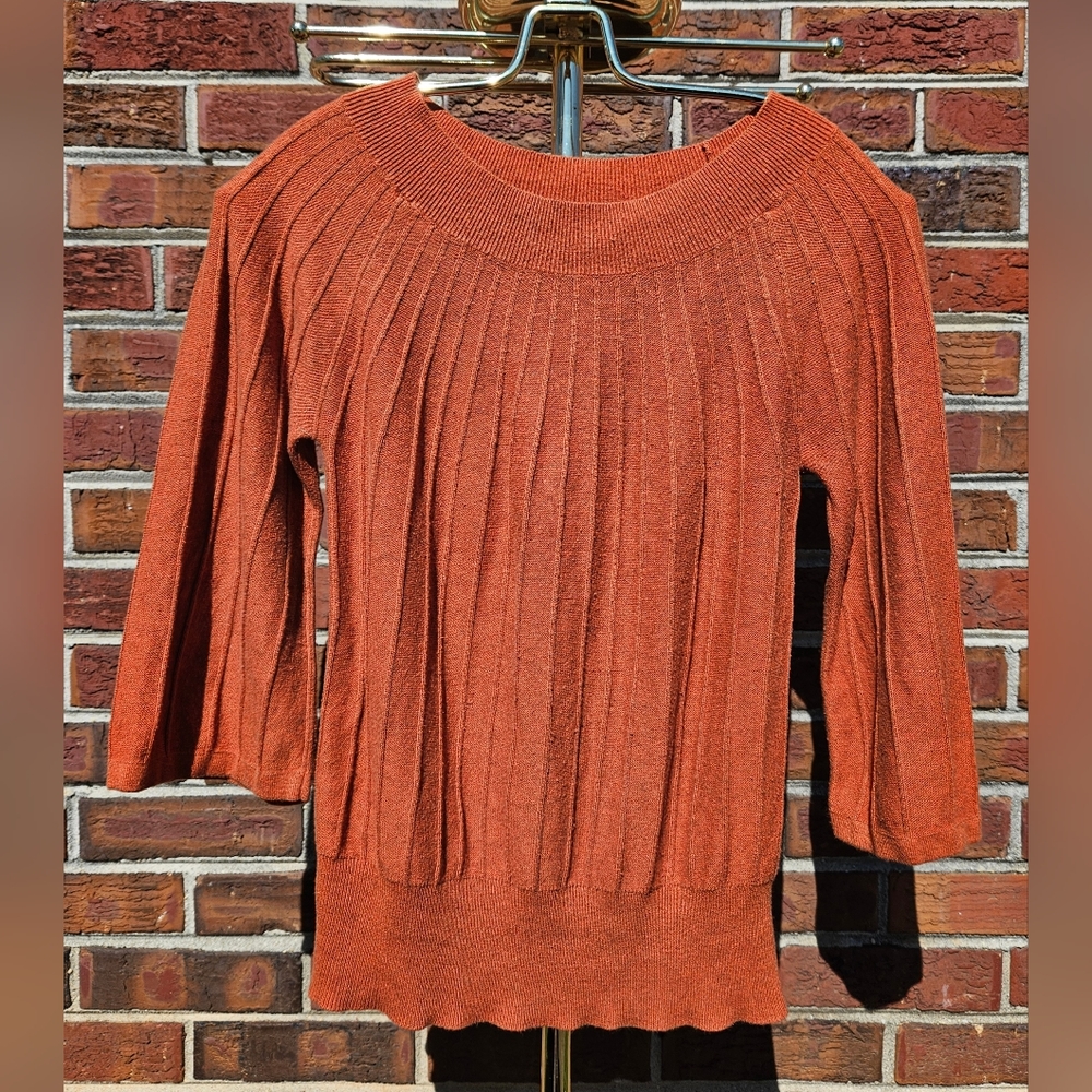 Jillian Nicole Women's Quarter Sleeve Burnt Orange Sweater  Size M